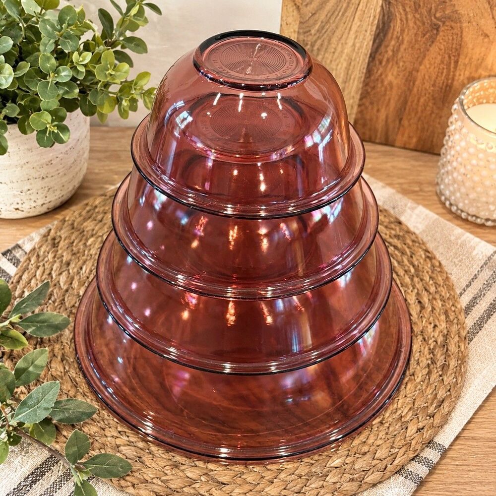 Vintage Pyrex Cranberry Nesting Mixing Bowls 322,323,325,326 Set Of 4